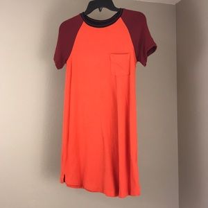 A  Abercrombie and Fitch tee shirt dress